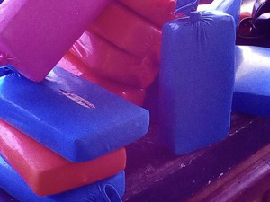 Cocaína encontrada pela polícia em veículo(Foto: Divulgação/PMR)