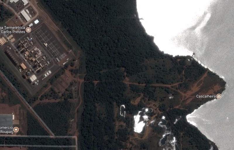 Área de mata onde o corpo foi encontrado, na manhã deste domingo. (Reprodução)