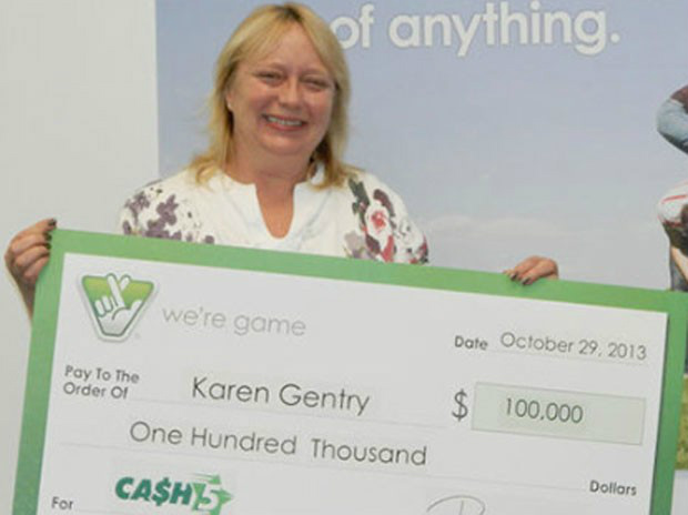 Karen Gentry recebeu seu prêmio faltando apenas quatro horas para o fim do prazo (Foto: Divulgação/Virginia Lottery)