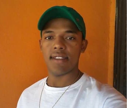 Marcio Pereira Viana de 24 anos