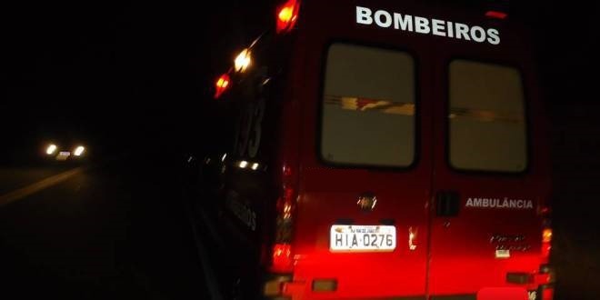 A equipe do Corpo de Bombeiros foi acionada por volta das 20h10 de hoje (7). Foto: Reprodução 