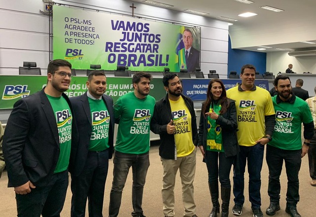 Participaram comitivas de diversos municípios do Estado, com infraestrutura própria, com a finalidade de ver de perto um novo projeto de reconstrução do país. - Foto: Divulgação