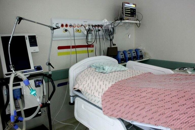 No Hospital Regional de MS, em Campo Grande, foram habilitados 25 leitos (Foto/Divulgação)
