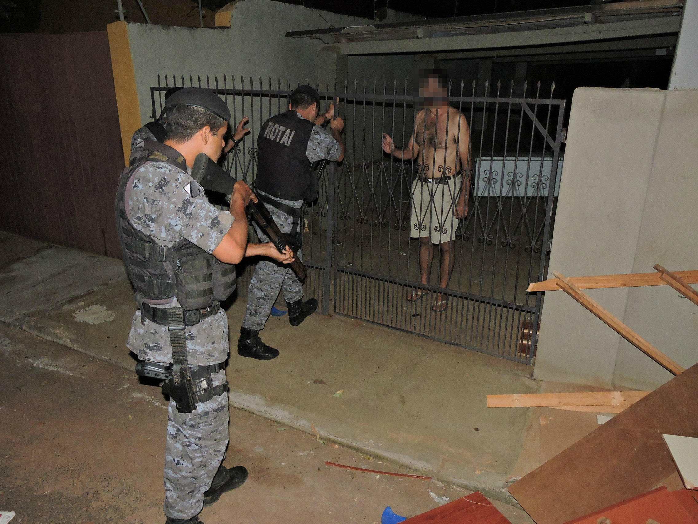 O J.C., de 43 anos detido pela equipe da Rotai (Rondas Ostensivas Táticas do Interior)