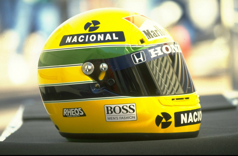 Jogadores pretendem usar réplica de capacete original de Ayrton (Foto: Divulgação)
