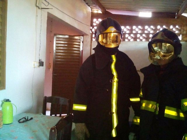 Princípio de incêndio foi na rua Eurídice Chagas Cruz, bairro JK. (Foto Marco Campos)