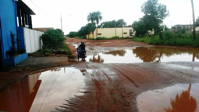 Imagens da Rua Wilson Carvalho Viana, bairro Jardim Alvorada