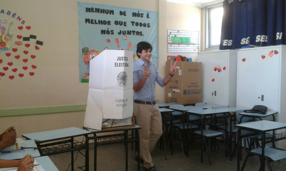 Paulo Salomão, depois de votar no Sesi.