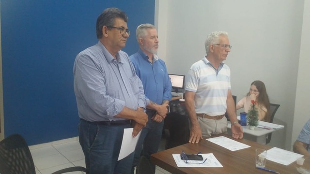 Reunião para definir os horários de funcionamento do comércio para o Natal 2019. Foto: Julia Vasquez/Rádio Caçula.