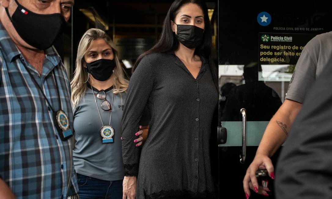 Monique Medeiros, mãe do menino Hnery cumpre prisão preventiva e será indiciada por tortura e homicídio duplamente qualificado Foto: Brenno Carvalho / Agência O Globo