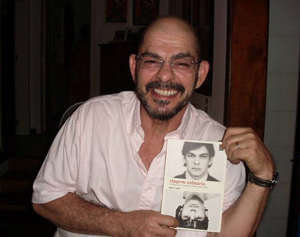 João Nery, em 1977, se tornou a primeira mulher do Brasil a mudar de sexo.