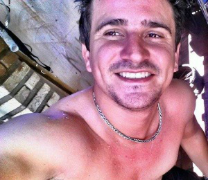 Rodrigo recebeu alta na tarde de ontem (15) Foto Facebook/ arquivo pessoal 