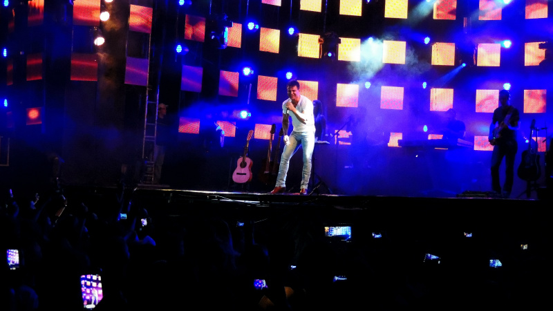 Eduardo costa faz bonito na última noite do Rodeio Fest de Três Lagoas