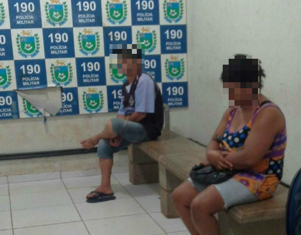Vitima e agressor na delegacia de policia. Foto: Rádio Caçula