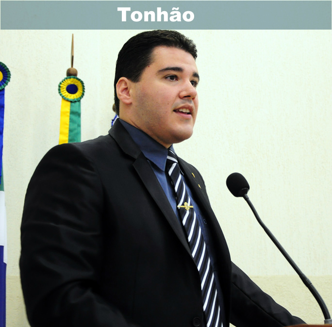 O vereador Tonhão votou a favor da renovação do contrato com a Sanesul.