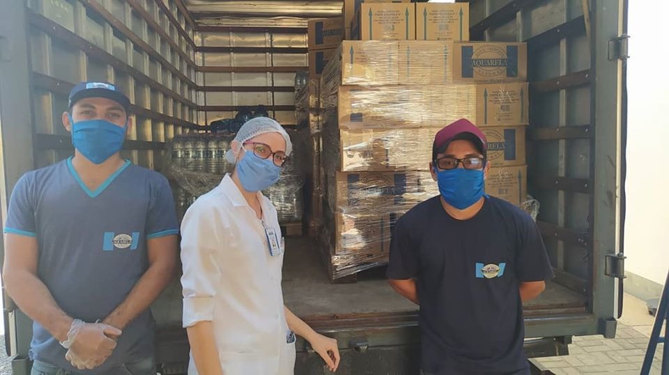 Diversas instituições fizeram a doação de insumos e outros itens ao Hospital Auxiliadora. Foto: Assessoria de Comunicação HA