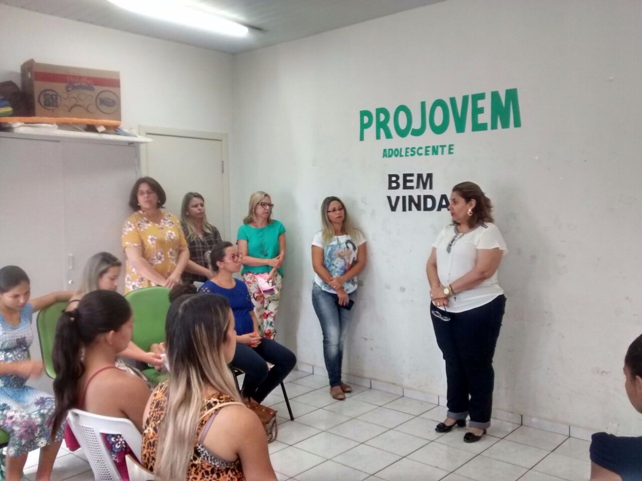 Reunião foi realizada no Cras. (Foto: Assessoria de Imprensa)