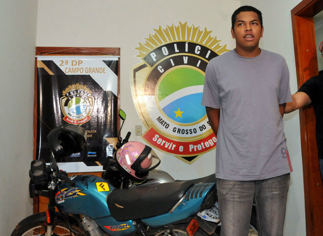 Foto: Bruno Henrique / Correio do EstadoJeferson disse que não é o dono da moto verde e que não atropelou ninguém