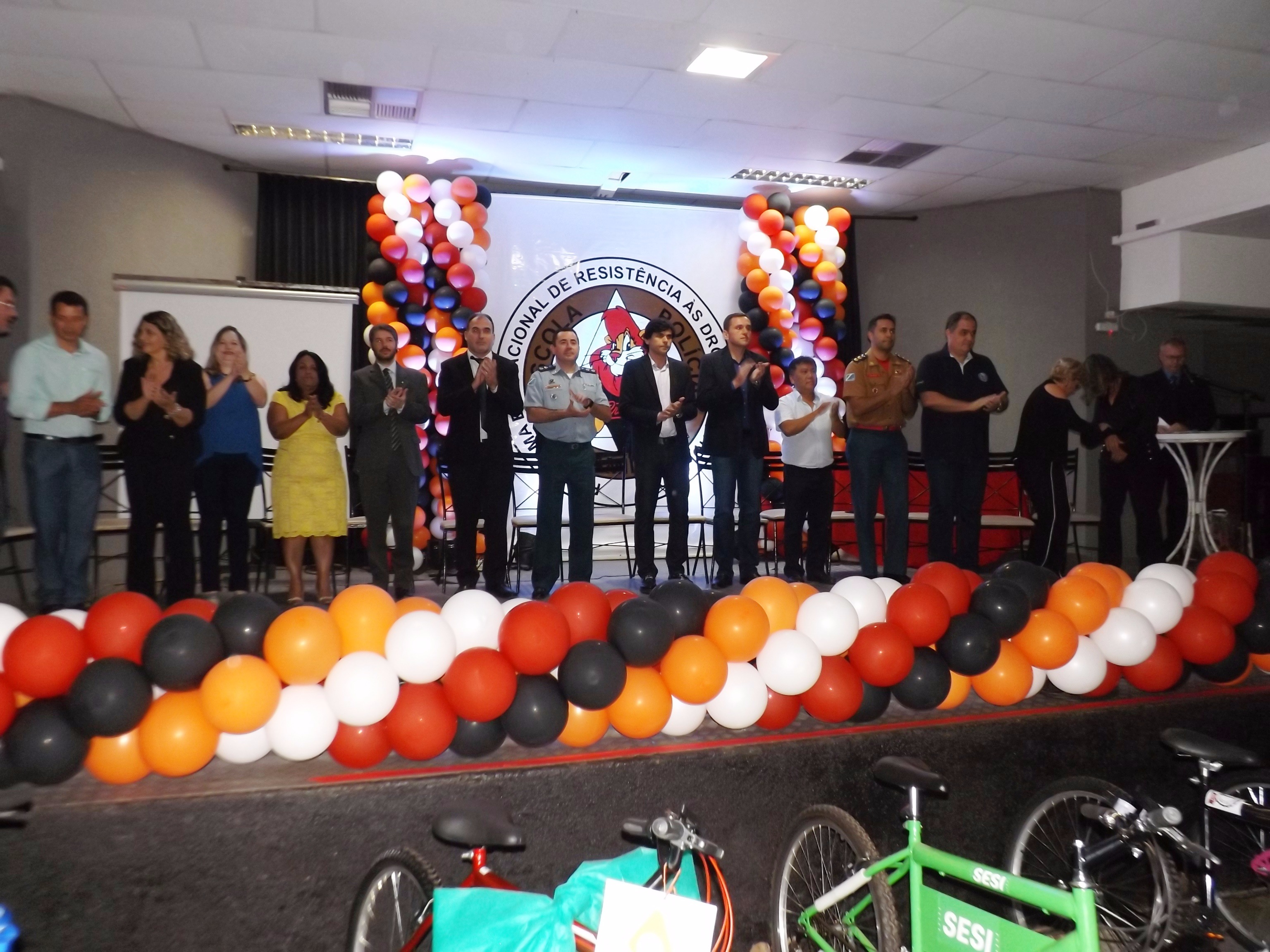 Autoridades militares, jurídicas e politicas prestigiaram o evento (Fotos: Nelson Roberto)