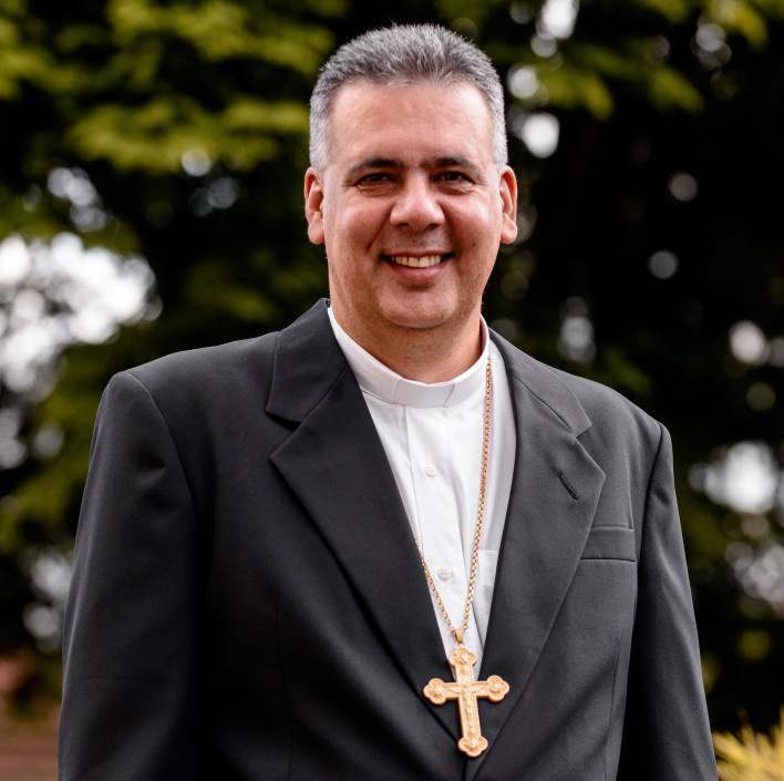 A Diocese de Três Lagoas está em festa pois na próxima sexta-feira (24/4), será realizada a ordenação Episcopal do Monsenhor Luiz Gonçalves Knupp