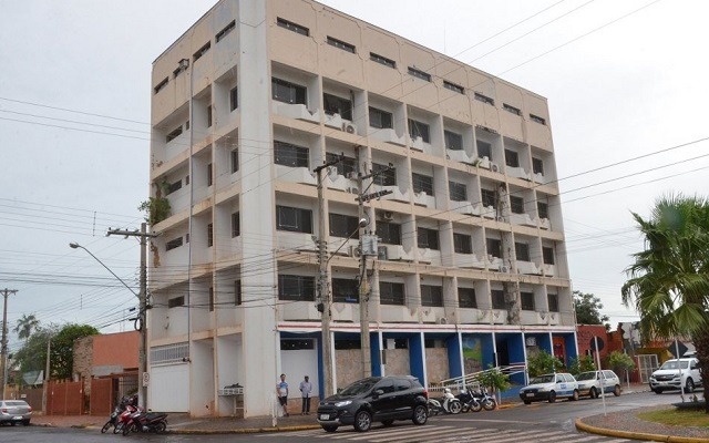 Nas áreas discutidas nas reuniões estão edificados alguns prédios públicos como o Centro de Especialidades Médicas (CEM), a 3ª Delegacia de Polícia Civil, o Samu, a Receita Federal, o Batalhão da Polícia Militar, a Câmara Municipal e a escola Funlec, todos de caráter filantrópico, social e público - Foto: Arquivo / Rádio Caçula