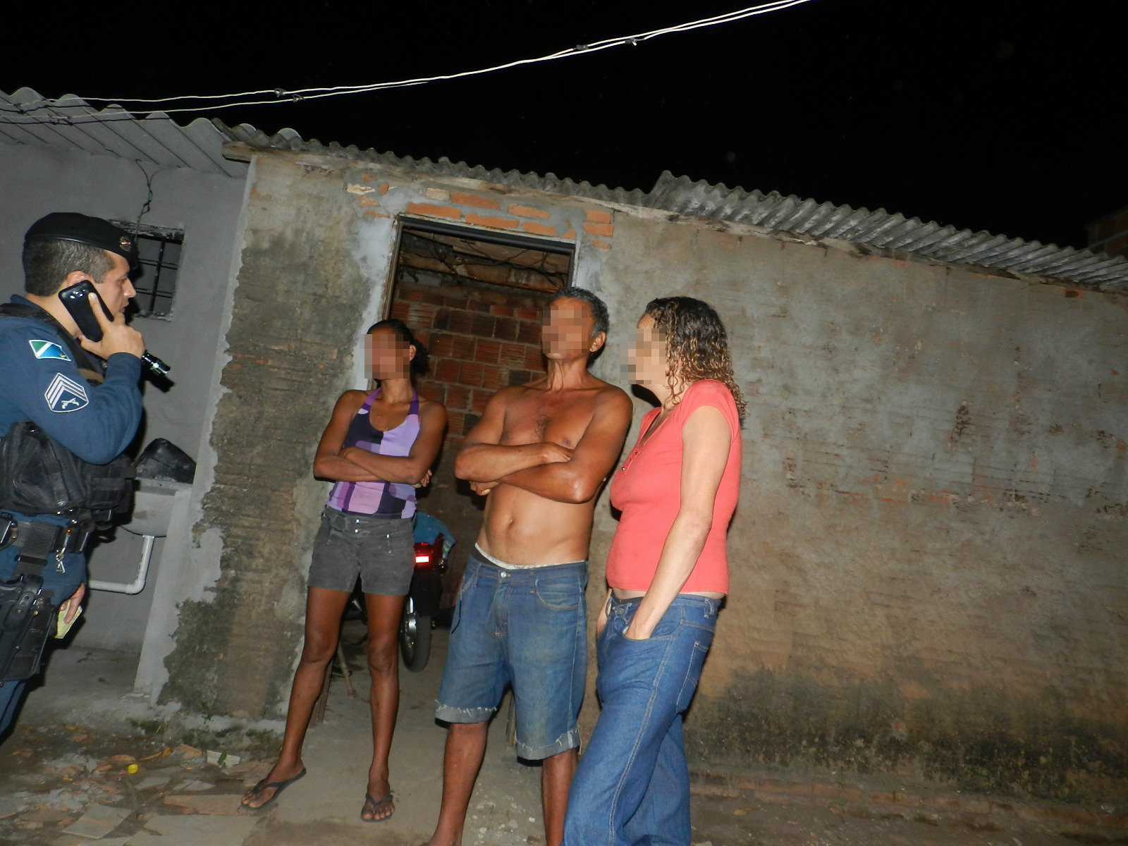 Polícia Militar esteve no local para acalmar os ânimos (Foto Rádio Caçula)