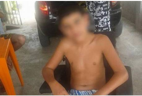Menino ficou horas no frio aguardando a chegada do carroDivulgação/Últimas Notícias