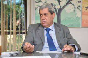 Puccinelli na entrevista em que classificou o equilíbrio financeiro como sua principal obra no Governo. (Foto: Marcelo Calazans)