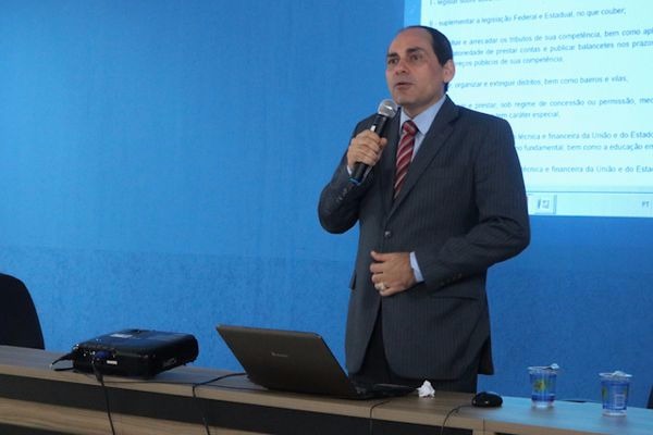 Professor Enio Murad. (Foto: Arquivo)
