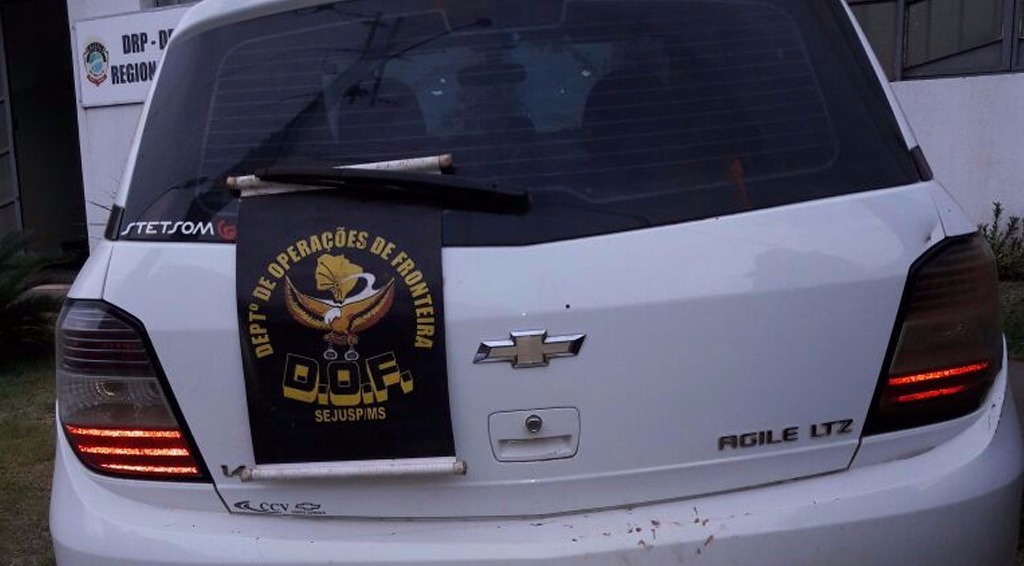 Veículo apreendido com sinais de adulteração na numeração do chassi e do motor. (Foto: Divulgação DOF)