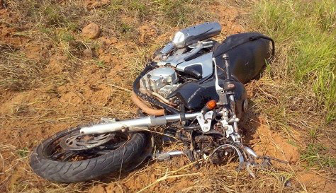 Igor seguia na rodovia com uma Yamaha Fazer quando se acidentou