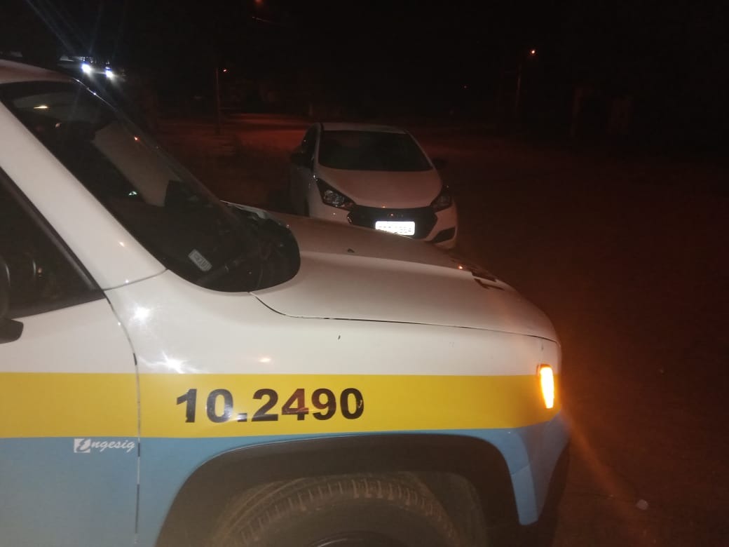 A guarnição da Polícia Militar abordou o suspeito por duas vezes, e o prendeu por embriaguez ao volante por volta das 00h40min. Foto: 2º BPM