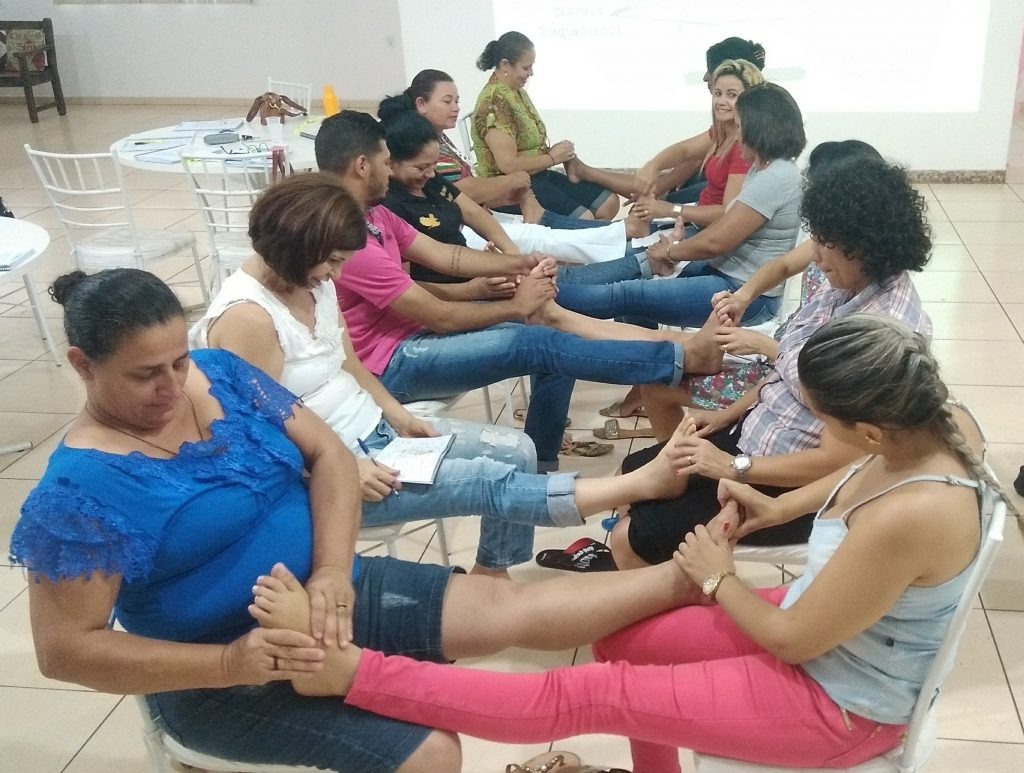 É uma técnica de tratamento da saúde integrativa realizada através do estímulo de pontos nos pés.Foto:Divulgação