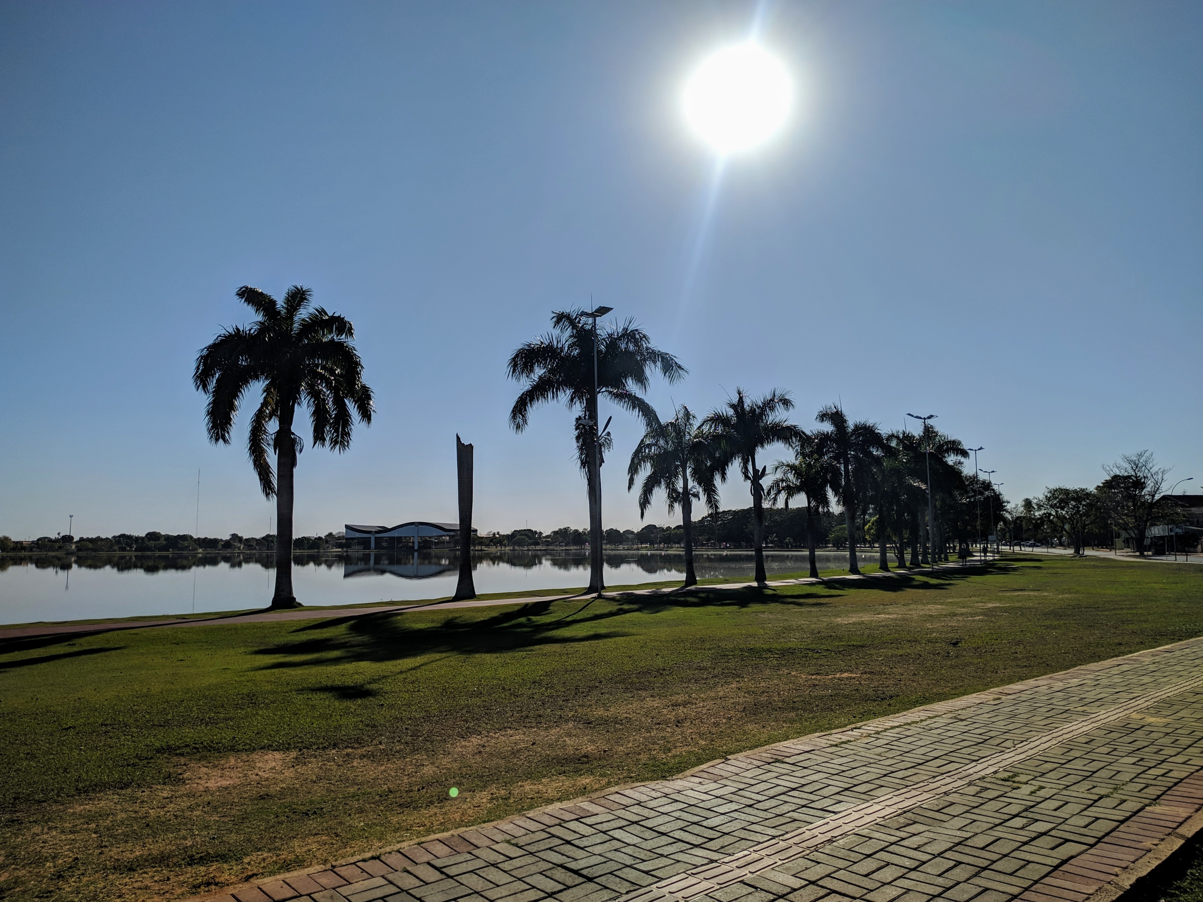 O sol na manhã deste sábado (10). O céu segue limpo ao longo do final de semana. Foto: Rodrigo de Freitas/Rádio Caçula