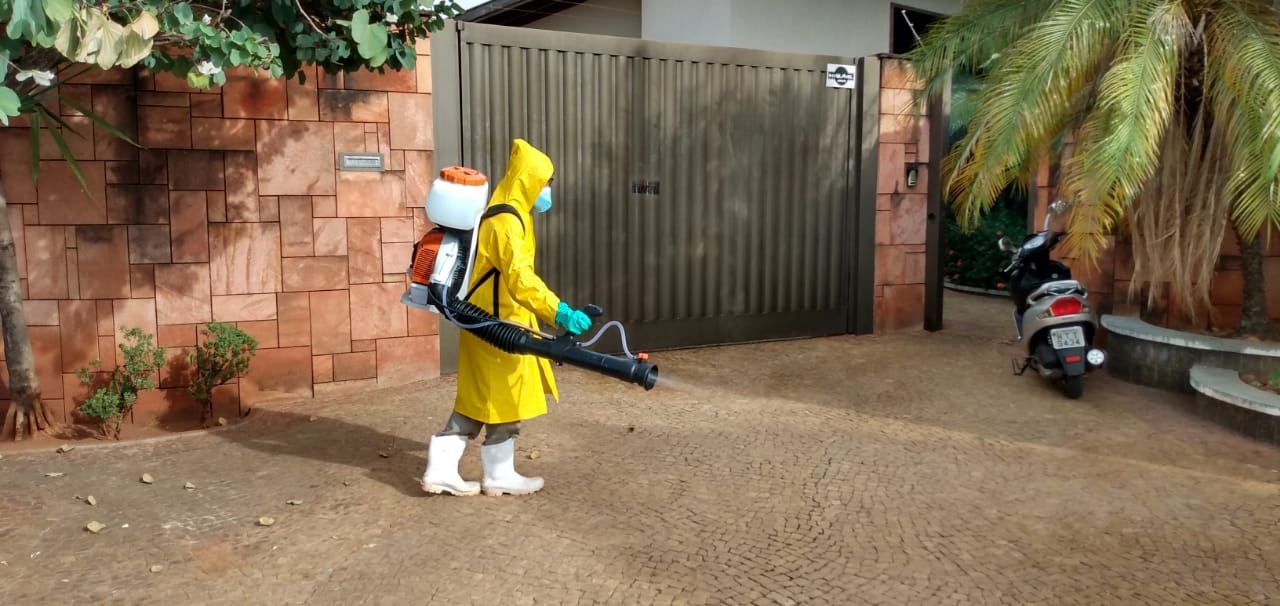 Diariamente, as ações de sanitização estão sendo feitas nos locais públicos em Três Lagoas. Foto: Assessoria de Comunicação da Prefeitura de TL