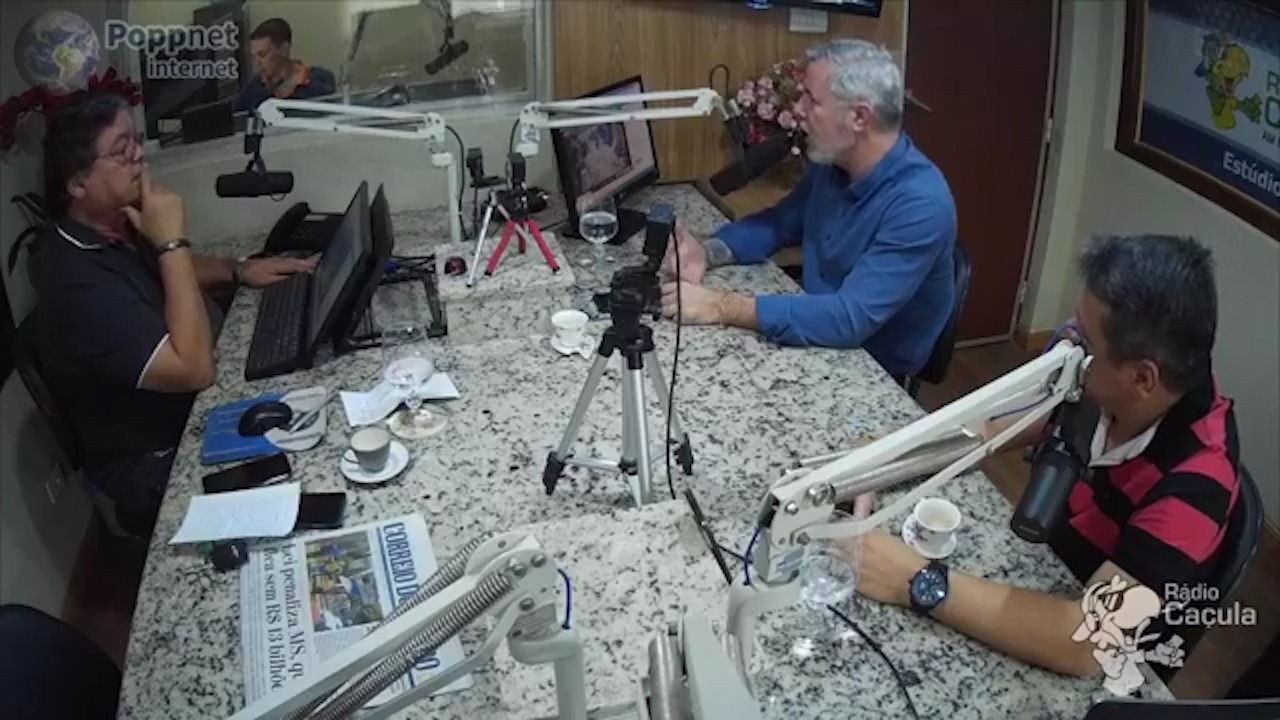 Na manhã desta terça-feira (13), ao ser entrevistado pelo jornalista Romeu de Campos Junior, no Programa Linha Direta com a Notícia, Moraes não se furtou em comentar sobre irregularidades praticadas pela empresa Central Park (Zona Azul). Foto: Rádio Caçula.