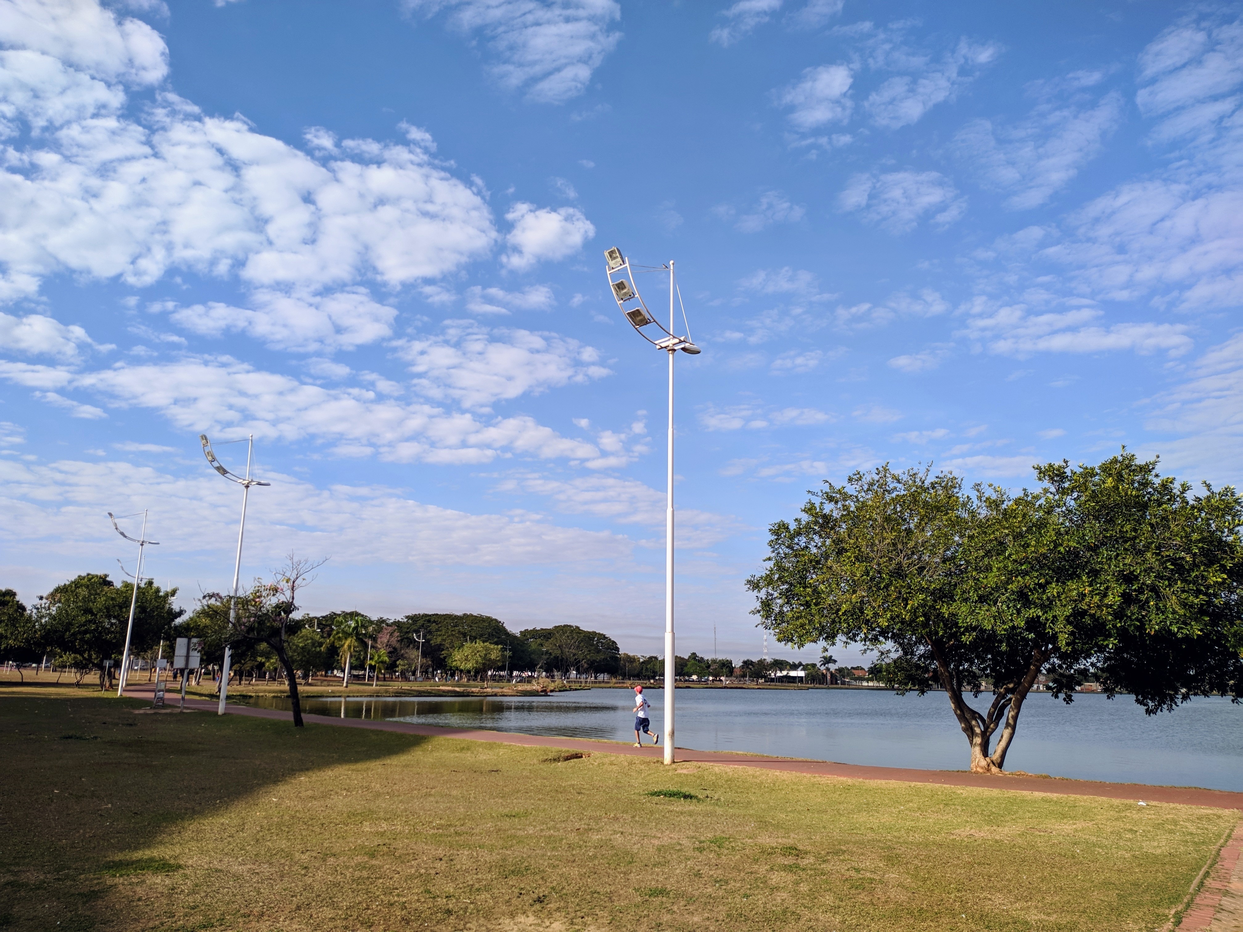 Três Lagoas deve registrar aumento na temperatura em todos os períodos, e queda de umidade durante o final de semana. Foto: Rodrigo de Freitas/Rádio Caçula