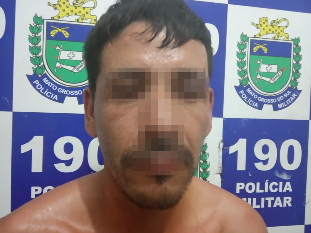 O agressor, 30, preso após bater na ex-companheira e queimar seus pertences. Foto: 2º BPM