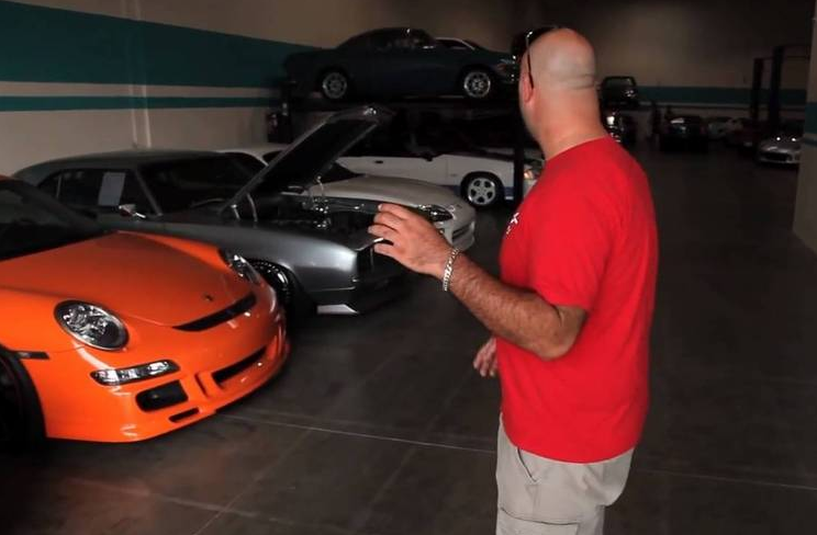 Porshe 911 (Foto: Reprodução Youtube)
