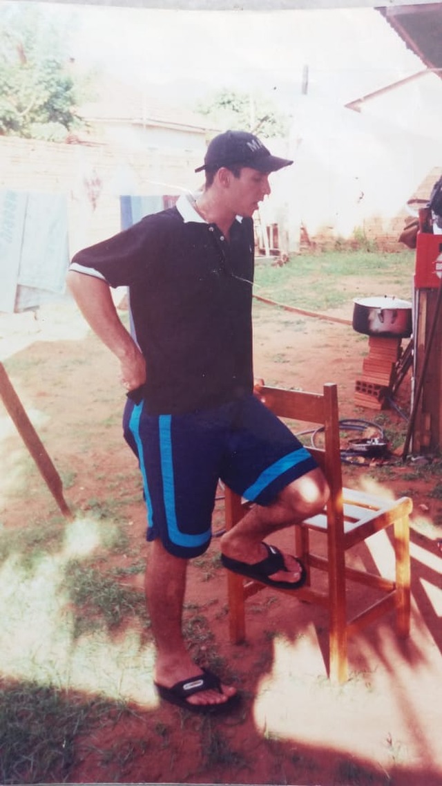 Familiares buscam ajuda da população três-lagoense para encontrar Rodrigo de Paula Ribeiro. - Foto: Arquivo da Família