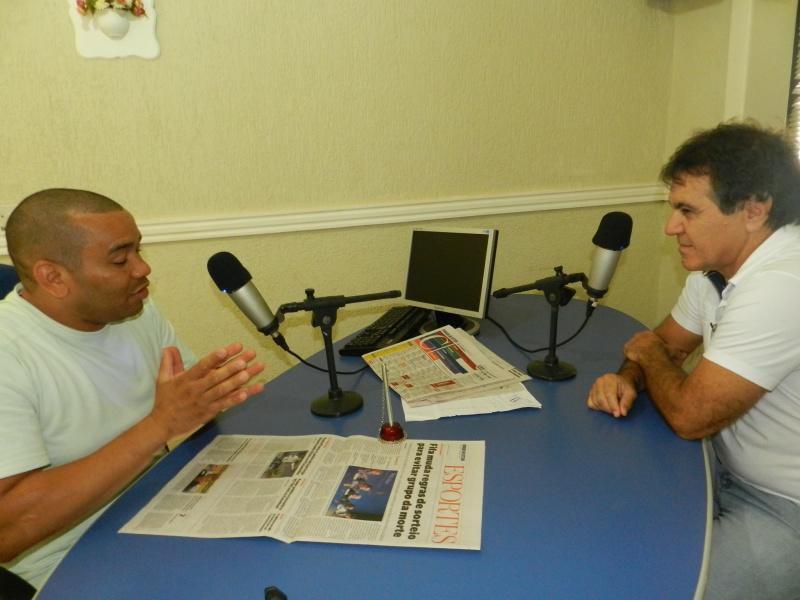 Zezinho Souza entrevista Teixeira no programa Show de Bola.Foto: Rádio Caçula