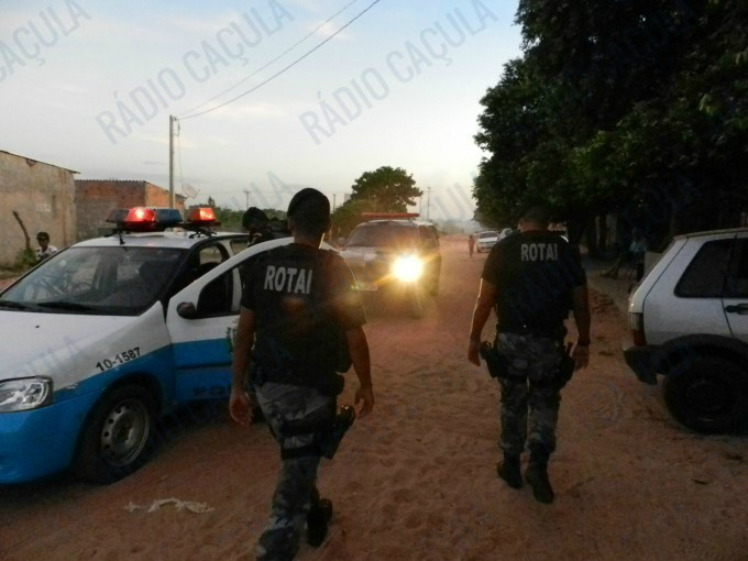 A Polícia Militar realizou buscas após a tentativa de roubo mas não conseguiu localizar os suspeitos (Foto: Rádio Caçula)
