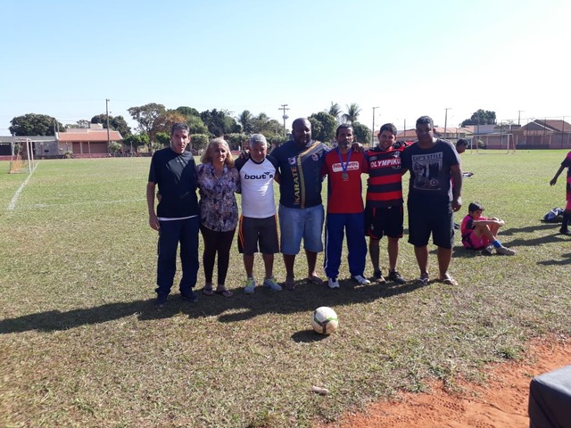 Técnicos é diretores dos times participantes da 1ª Copa de Futebol Suíço Abílio Campos SUB-15. Foto: Arquivo pessoal.