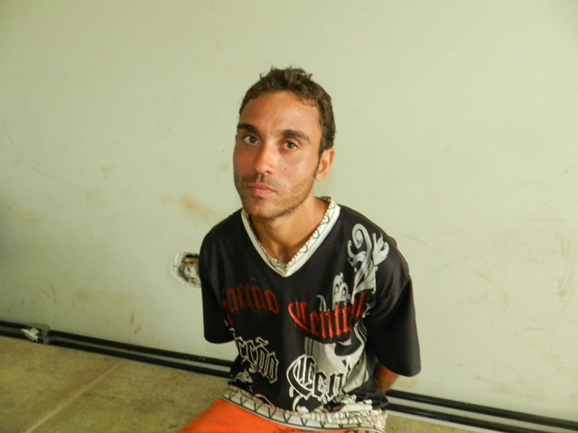Eduardo Sena de Oliveira de 20 anos é acusado de furtar barras de chocolate.Foto:Rádio Caçula