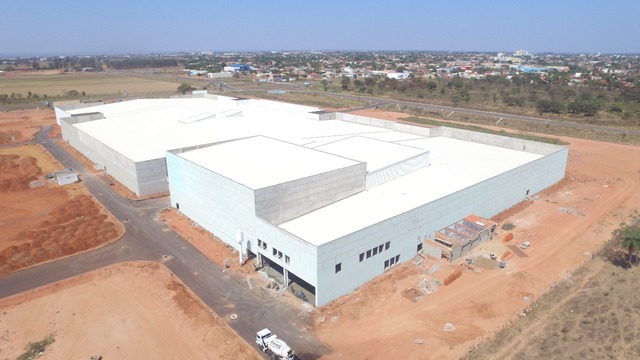 Lojistas, empresários, autoridades, parceiros, imprensa e interessados em investir no Shopping Três Lagoas terão a oportunidade de realizar uma visita guiada pela obra e conhecer detalhes do empreendimento - Fotos: Divulgação