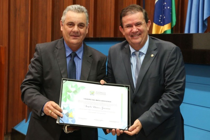 Prefeito Angelo Guerreiro e o deputado Eduardo Rocha na Assembleia