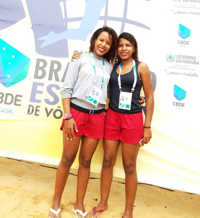 As irmãs Brenda e Ingrid Simão são da Escola Estadual “Dom Aquino Corrêa”. Foto: Divulgação.