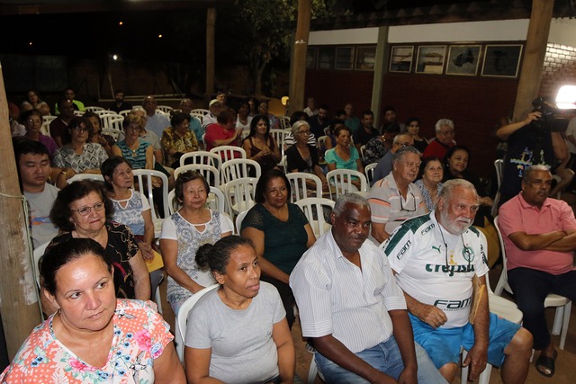 Moradores compareceram ao Centro de Referência de Assistência Social – CRAS Santo André para a Regularização Fundiária. Foto: Divulgação.
