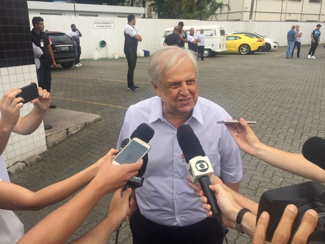 Modesto confirma a manutenção de Levir Culpi no Santos (Foto: Lucas Musetti)