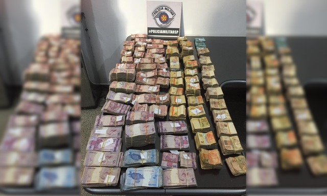 Mais de R$ 200 mil foram apreendidos em Paulicéia (SP) — Foto: Polícia Militar